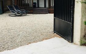 Mobil-Home Sur Terrain Prive